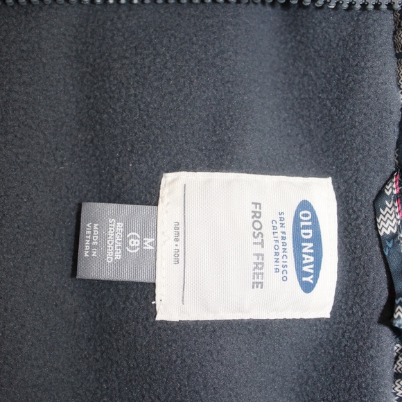 Old Navy Puffy girl Vest - Picture 3 of 3
